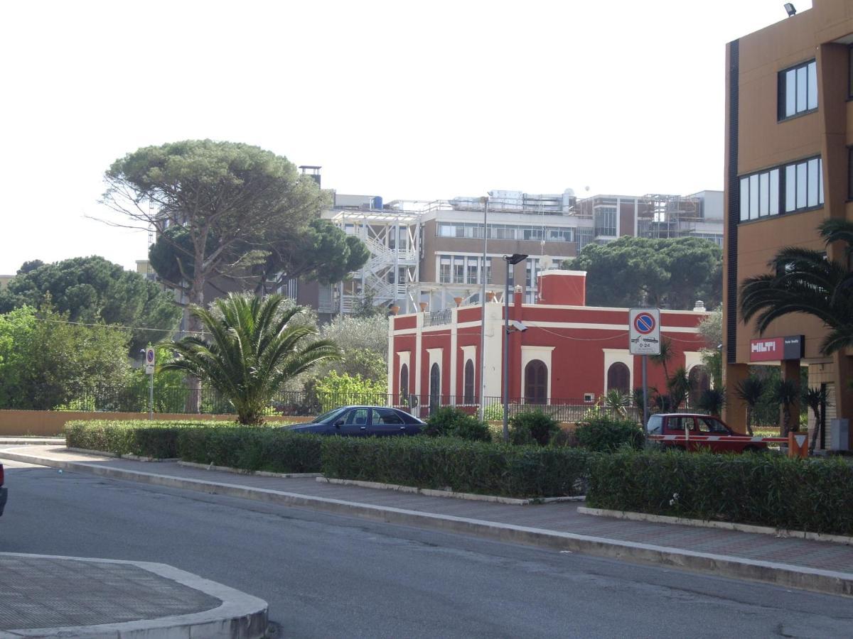 Executive L'Orangerie Bb Hotel Bari Bagian luar foto