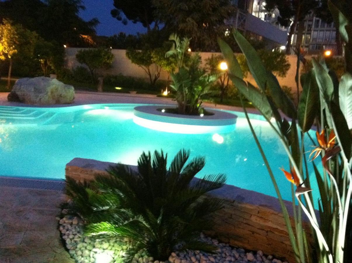 Executive L'Orangerie Bb Hotel Bari Bagian luar foto