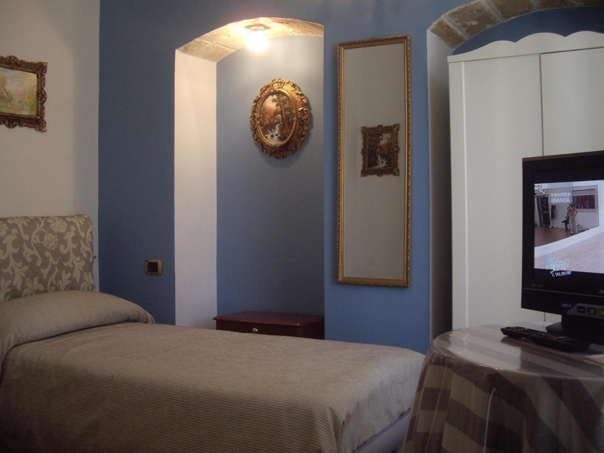 Executive L'Orangerie Bb Hotel Bari Bagian luar foto