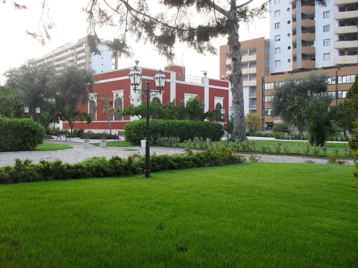 Executive L'Orangerie Bb Hotel Bari Bagian luar foto