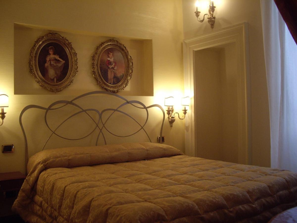 Executive L'Orangerie Bb Hotel Bari Bagian luar foto
