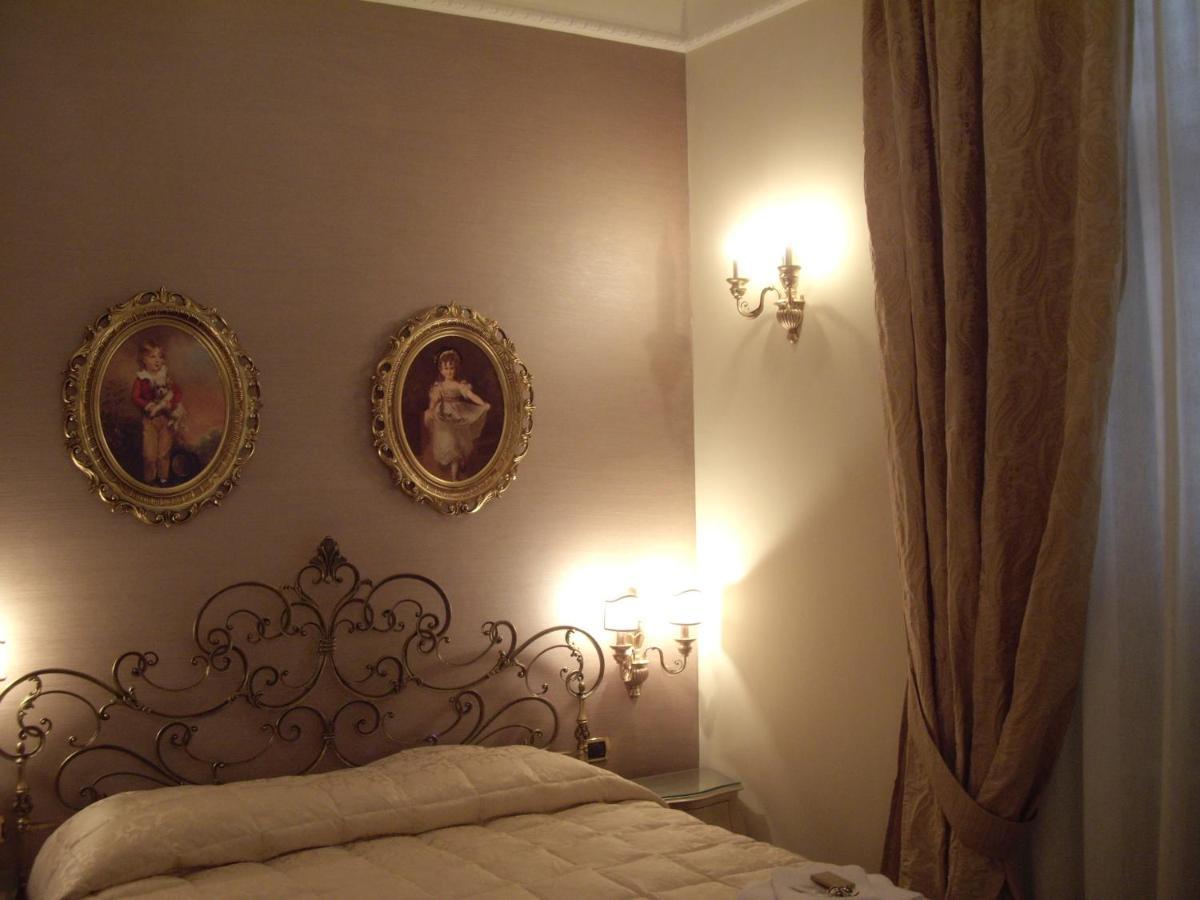 Executive L'Orangerie Bb Hotel Bari Bagian luar foto