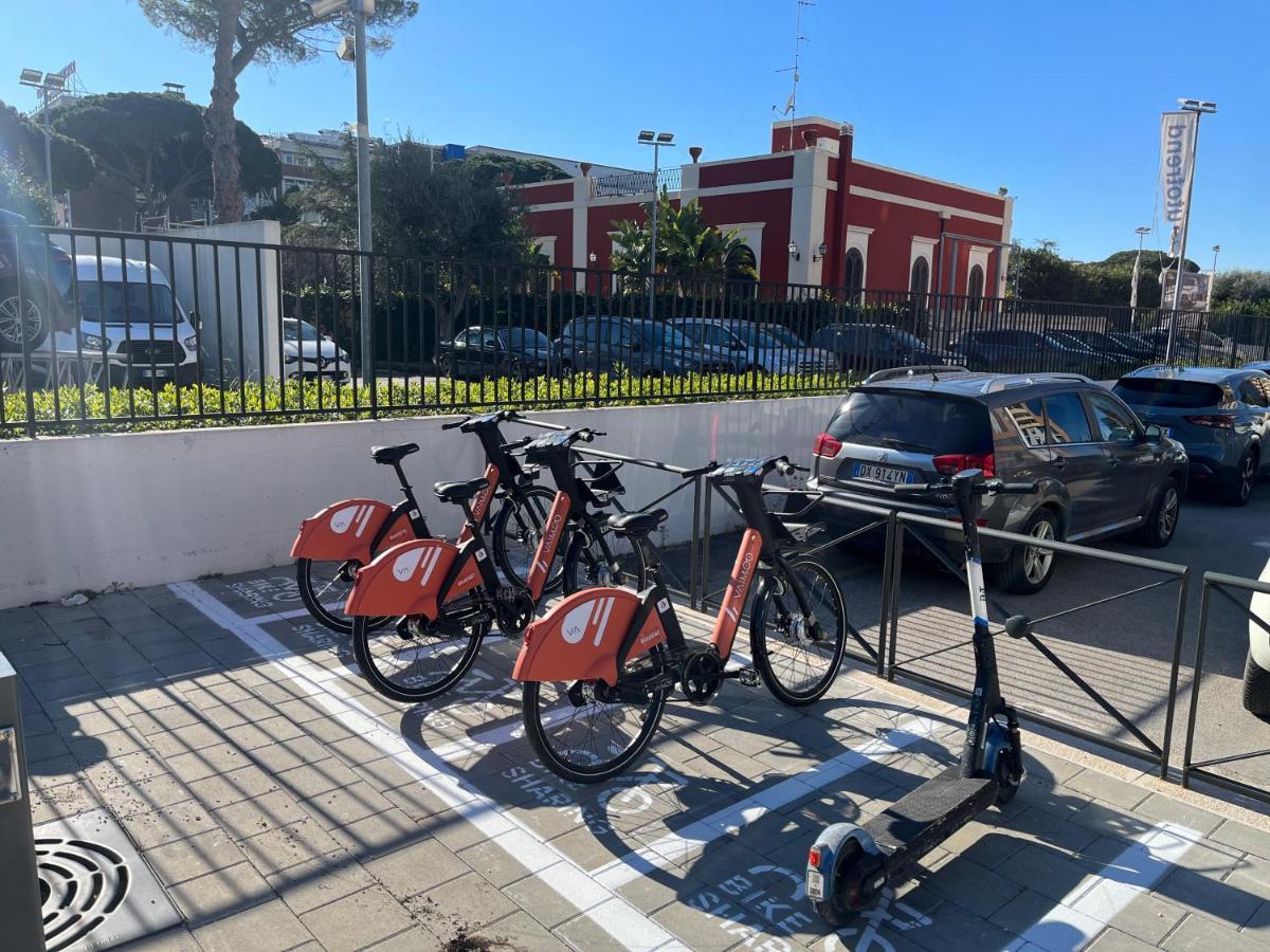Executive L'Orangerie Bb Hotel Bari Bagian luar foto